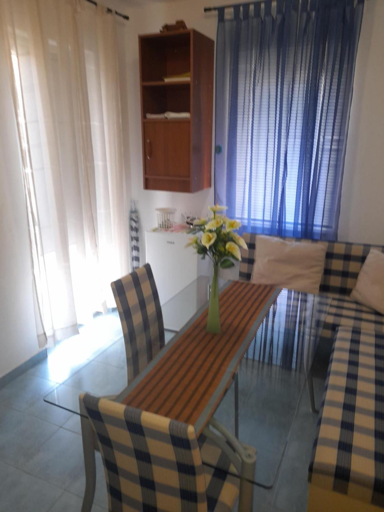 Nives B. Apartment Supetar Exterior foto